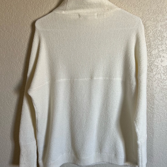 LIKE NEW Chelsea & Theodore size small cream colored cowl neck sweater. - Picture 5 of 5